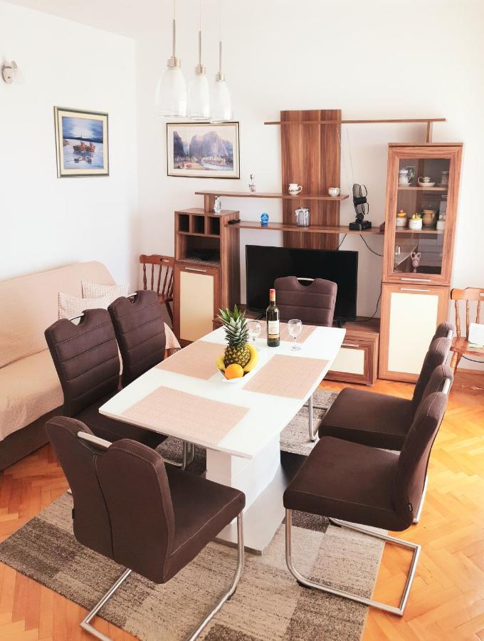 Apartments Tony Stanici - Омиш Экстерьер фото