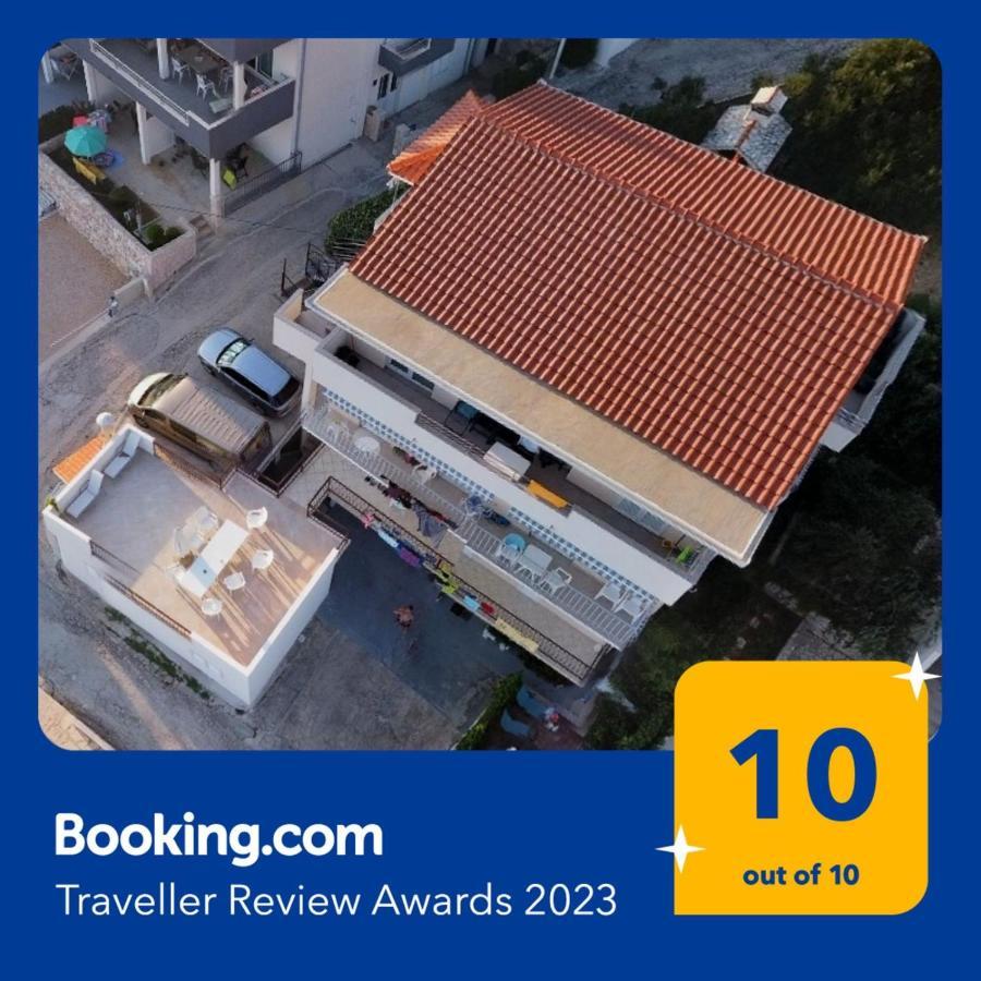 Apartments Tony Stanici - Омиш Экстерьер фото